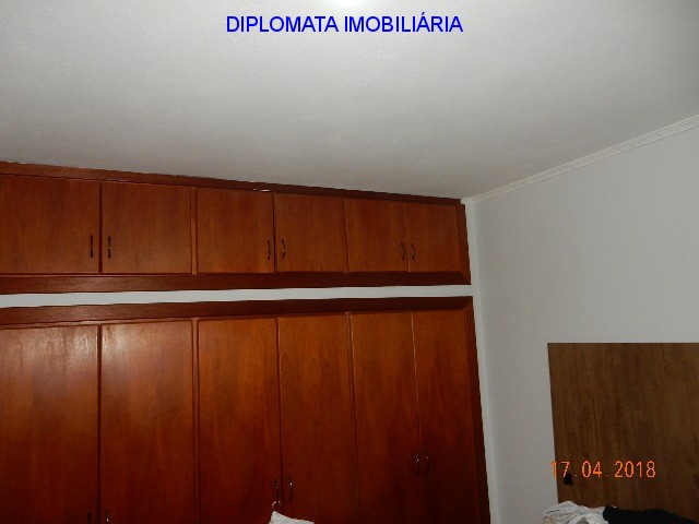 Casa à venda com 3 quartos, 300m² - Foto 16