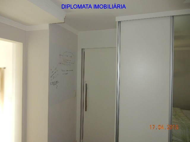 Casa à venda com 3 quartos, 300m² - Foto 25