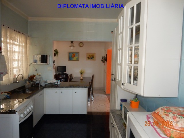 Apartamento à venda com 2 quartos, 131m² - Foto 7