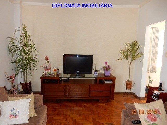 Apartamento à venda com 2 quartos, 131m² - Foto 11