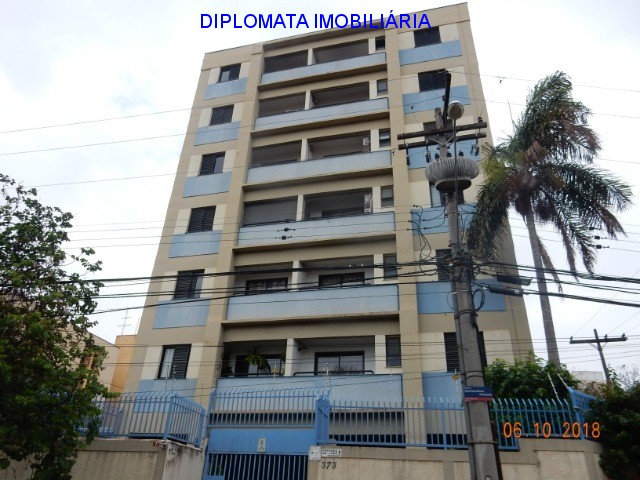 Apartamento à venda com 2 quartos, 65m² - Foto 4