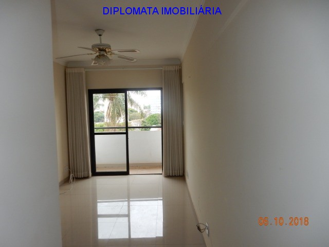 Apartamento à venda com 2 quartos, 65m² - Foto 8