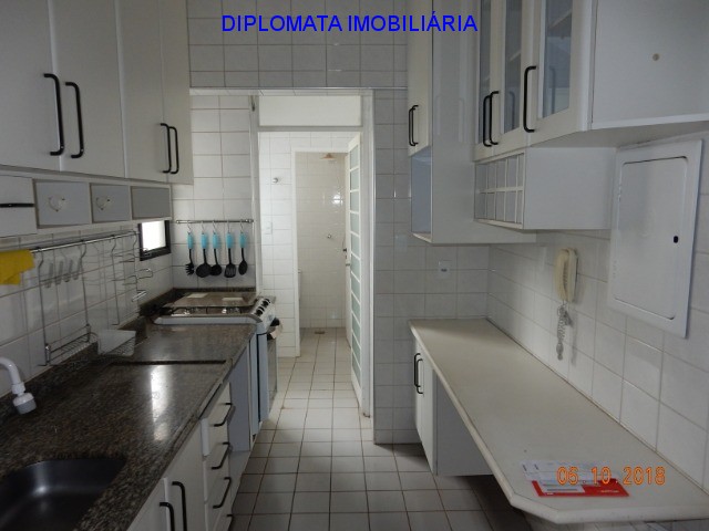 Apartamento à venda com 2 quartos, 65m² - Foto 18