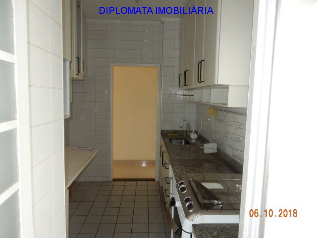 Apartamento à venda com 2 quartos, 65m² - Foto 20