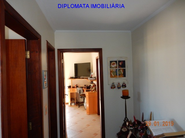 Apartamento à venda com 3 quartos, 187m² - Foto 12