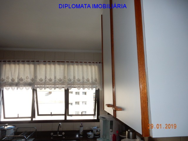 Apartamento à venda com 3 quartos, 187m² - Foto 49