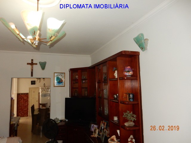 Casa à venda com 3 quartos, 210m² - Foto 9