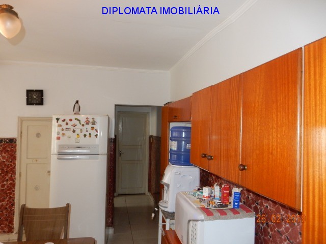 Casa à venda com 3 quartos, 210m² - Foto 15