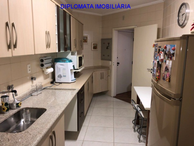 Apartamento à venda com 3 quartos, 90m² - Foto 10