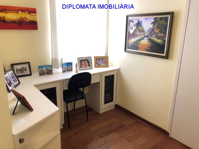 Apartamento à venda com 3 quartos, 90m² - Foto 14