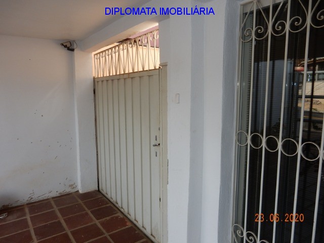 Casa à venda com 3 quartos, 300m² - Foto 17