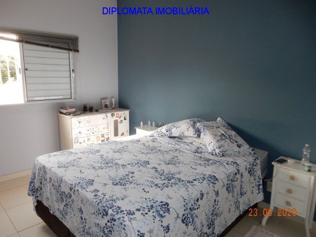 Casa à venda com 3 quartos, 300m² - Foto 25