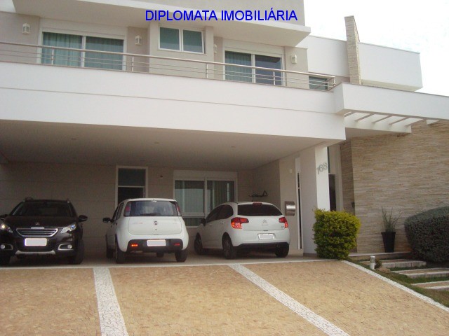 Casa de Condomínio à venda com 4 quartos, 607m² - Foto 1