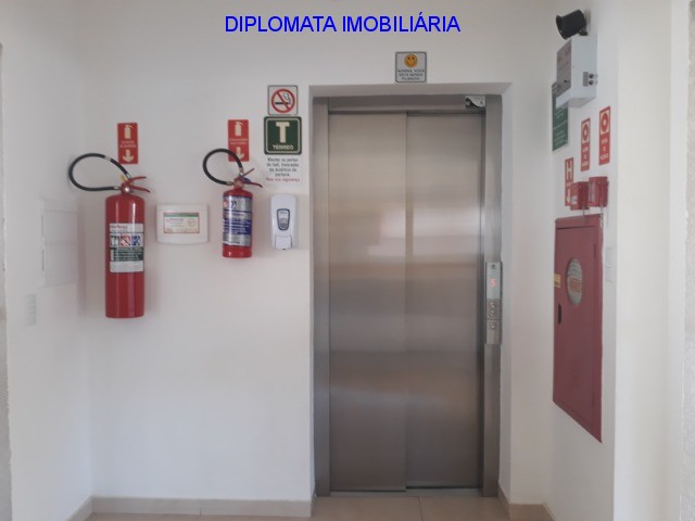 Apartamento à venda com 1 quarto, 50m² - Foto 3