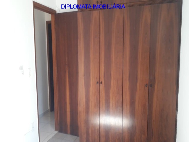 Apartamento à venda com 3 quartos, 83m² - Foto 15