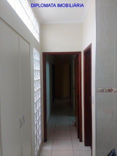 Sobrado à venda com 3 quartos, 250m² - Foto 20