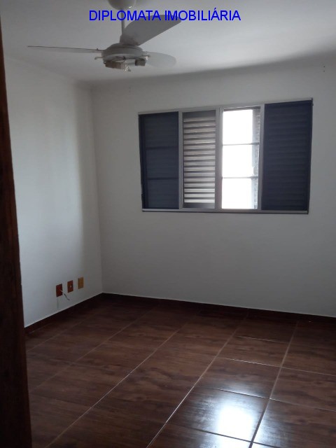 Apartamento à venda com 3 quartos, 81m² - Foto 14