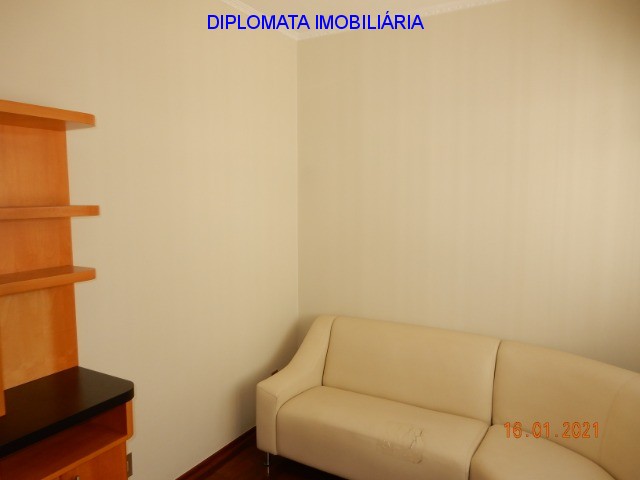 Casa à venda com 3 quartos, 300m² - Foto 11