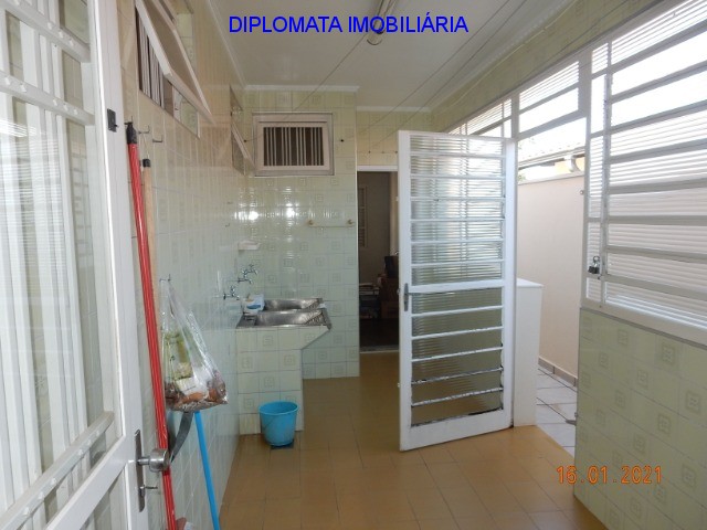 Casa à venda com 3 quartos, 300m² - Foto 15