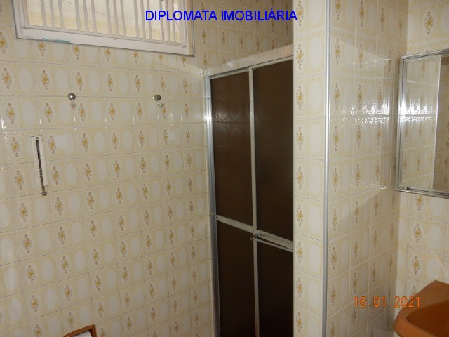 Casa à venda com 3 quartos, 300m² - Foto 25