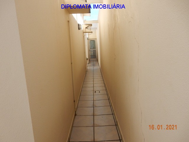 Casa à venda com 3 quartos, 300m² - Foto 33