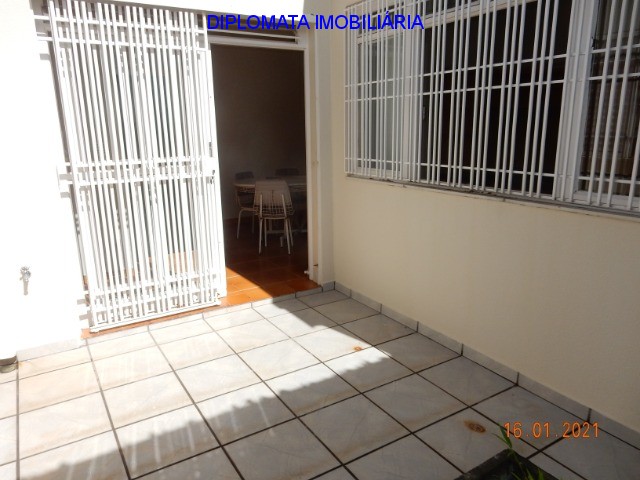 Casa à venda com 3 quartos, 300m² - Foto 34