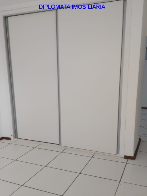 Apartamento à venda com 1 quarto, 50m² - Foto 5