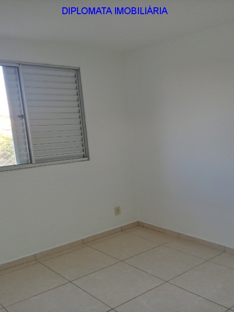 Apartamento à venda com 2 quartos, 47m² - Foto 3