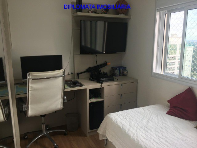 Apartamento à venda com 4 quartos, 153m² - Foto 19