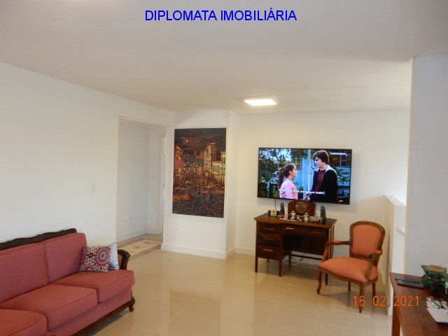 Apartamento à venda com 4 quartos, 224m² - Foto 16