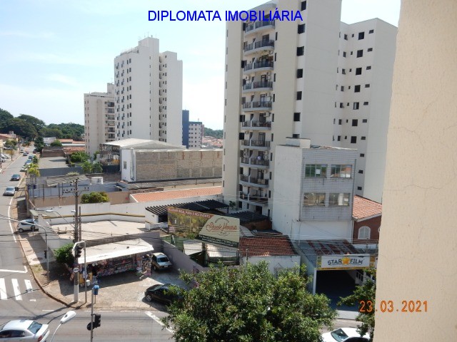 Apartamento à venda com 2 quartos, 70m² - Foto 16