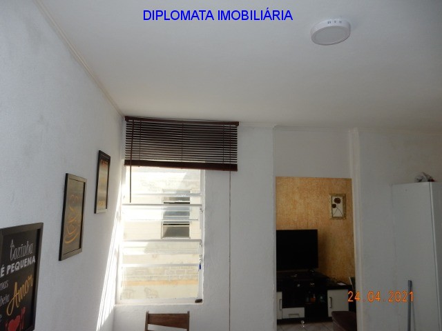 Apartamento à venda com 3 quartos, 75m² - Foto 20