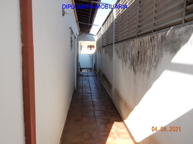 Sobrado à venda com 3 quartos, 250m² - Foto 35