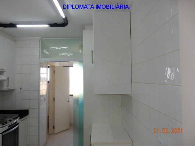 Apartamento à venda com 4 quartos, 105m² - Foto 4