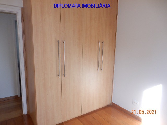 Apartamento à venda com 4 quartos, 105m² - Foto 15