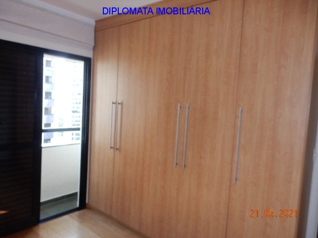 Apartamento à venda com 4 quartos, 105m² - Foto 19