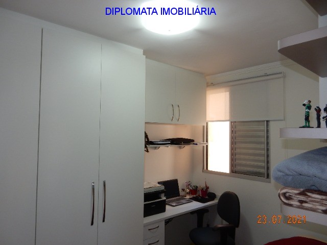 Apartamento à venda com 3 quartos, 57m² - Foto 13