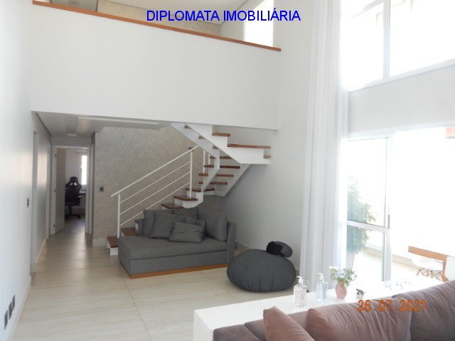 Apartamento à venda com 4 quartos, 208m² - Foto 3