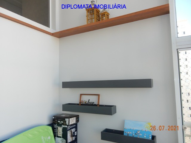 Apartamento à venda com 4 quartos, 208m² - Foto 5