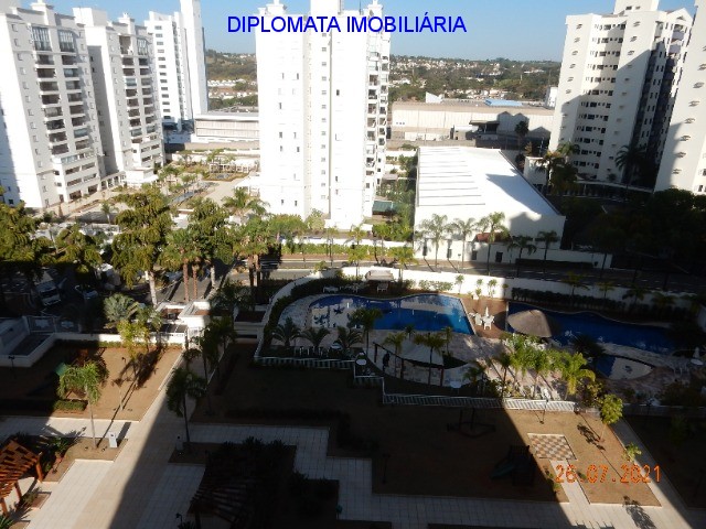 Apartamento à venda com 4 quartos, 208m² - Foto 8