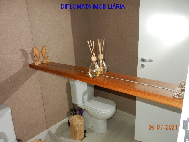 Apartamento à venda com 4 quartos, 208m² - Foto 13