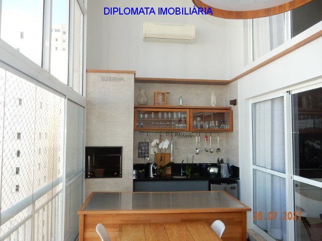 Apartamento à venda com 4 quartos, 208m² - Foto 6