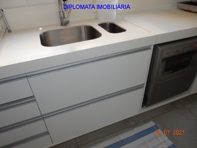 Apartamento à venda com 4 quartos, 208m² - Foto 25