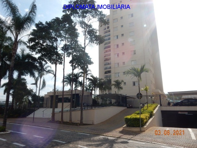 Apartamento à venda com 3 quartos, 136m² - Foto 1