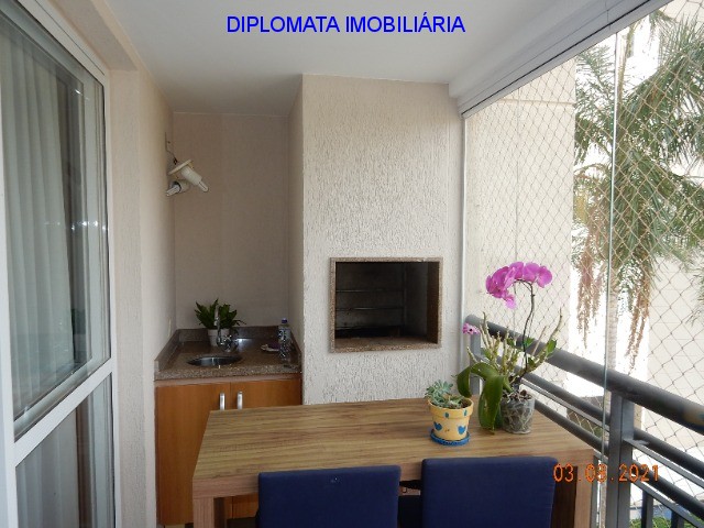 Apartamento à venda com 3 quartos, 136m² - Foto 11