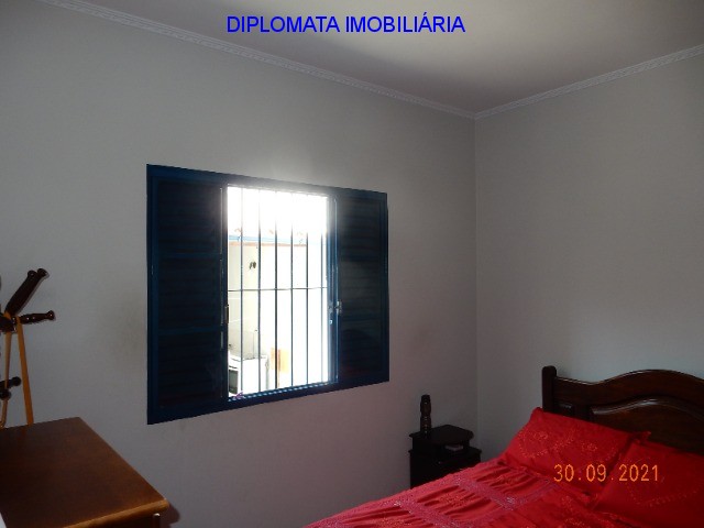 Casa à venda com 3 quartos, 300m² - Foto 13