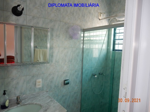 Casa à venda com 3 quartos, 300m² - Foto 16