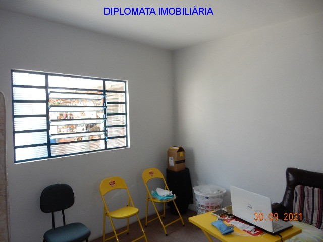 Casa à venda com 3 quartos, 300m² - Foto 28