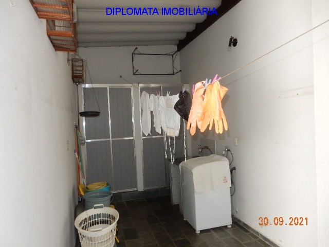 Casa à venda com 3 quartos, 300m² - Foto 26