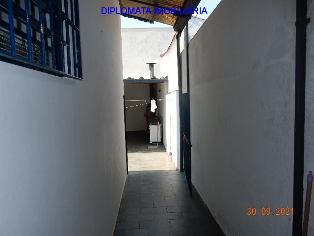 Casa à venda com 3 quartos, 300m² - Foto 21